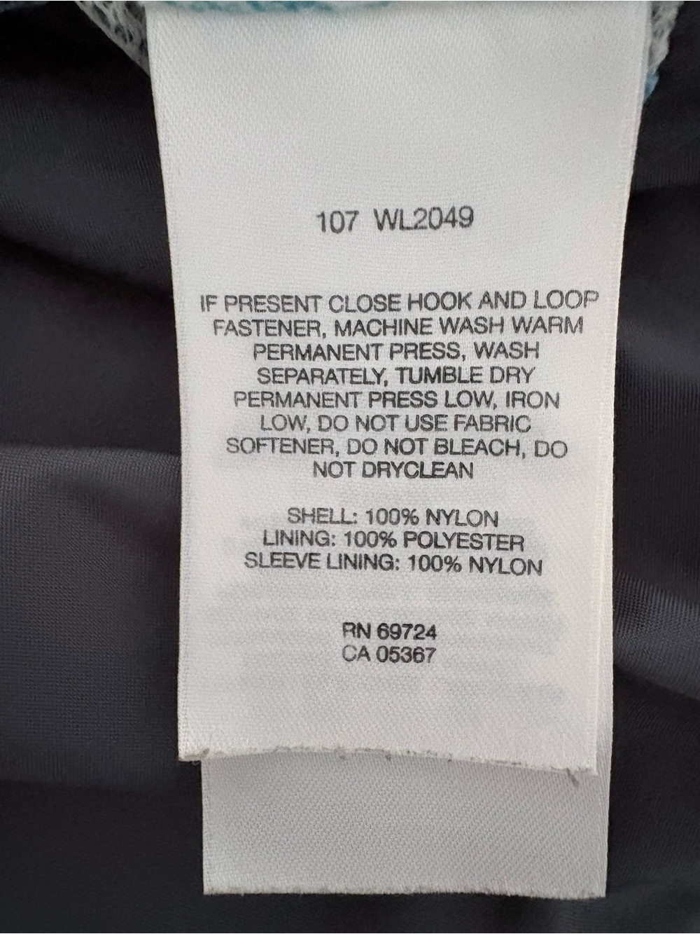 Columbia Titanium Green Waterproof Hooded
Rain Jacket Small - Picture 3 of 16